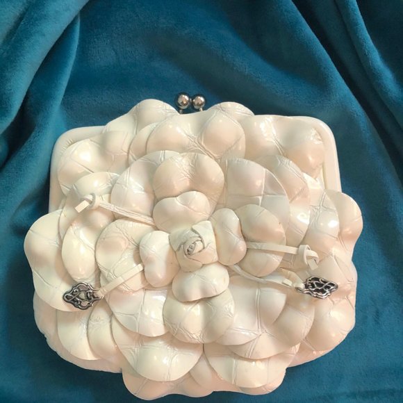 Brighton White Patent Leather Flower Clutch Pouch - Picture 3 of 11
